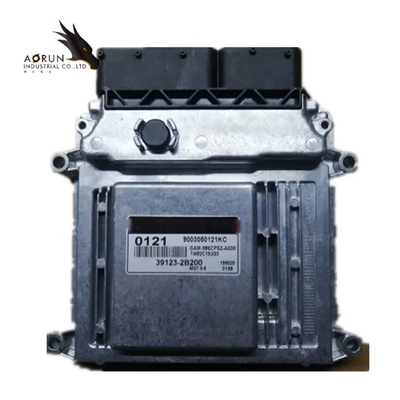 Модуль ECU контроля двигателя для души 39123-2B200 0121 9003050121KC MG7.9.8 Kia